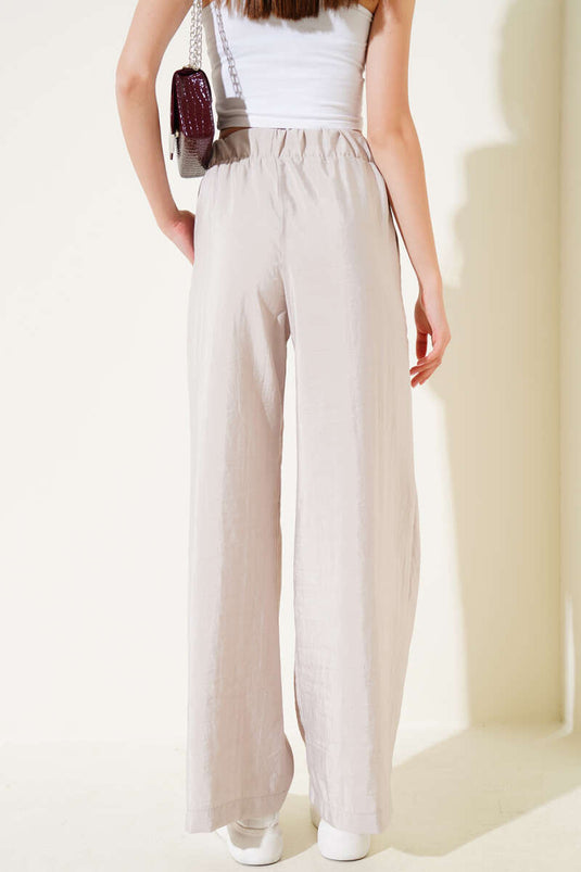 Bel Lastikli Geniş Paça Parlak Pantolon Bej