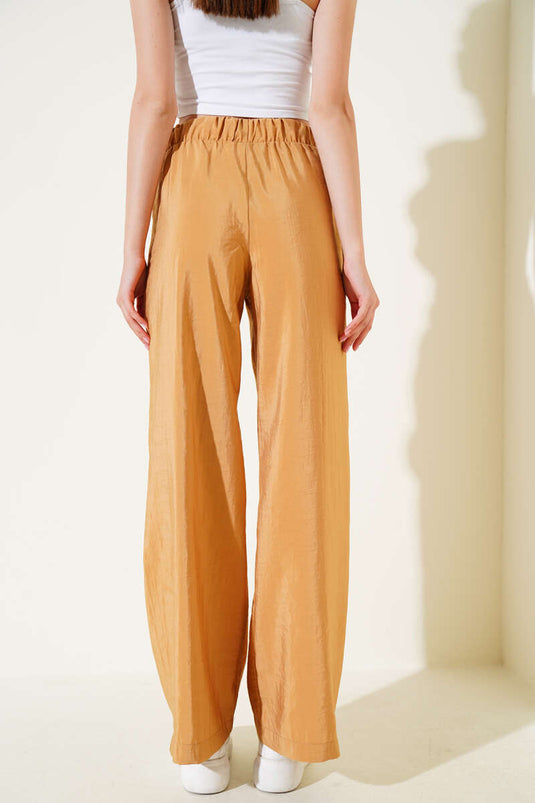 Bel Lastikli Geniş Paça Parlak Pantolon Hardal