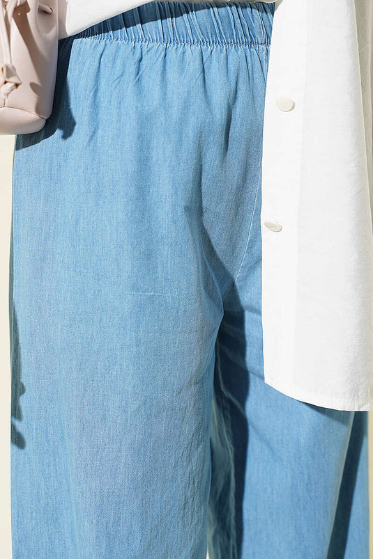 Blauer Hochtaillierter Elastischer Jeanshose Mit Weiten Beinen