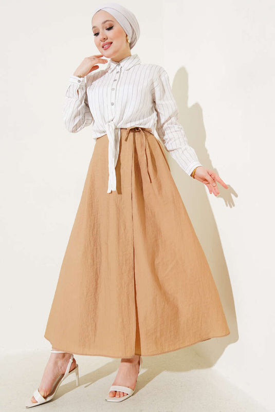 Jupe camel à taille élastique et cordon de serrage