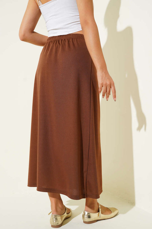 تنورة داخلية بنية اللون بحزام خصر مطاطي