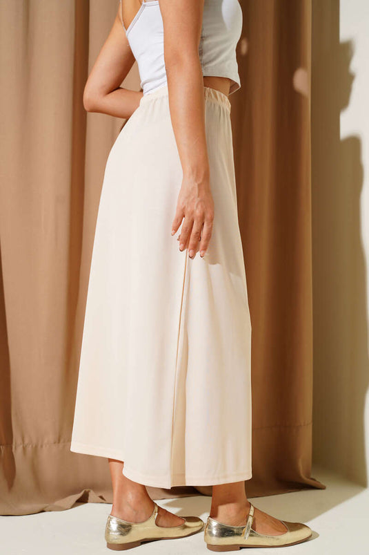 فستان داخلي بخصر مطاطي (بودرة)