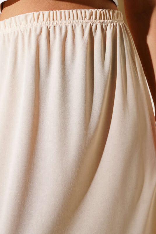 فستان داخلي بخصر مطاطي (بودرة)