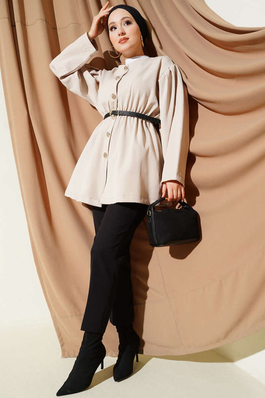 جاكيت مزدوج بحزام مطاطي بلون بيج