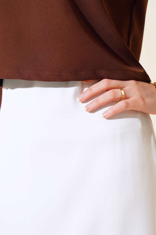 مرونة الخصر اندلع تنورة الساتان إكرو