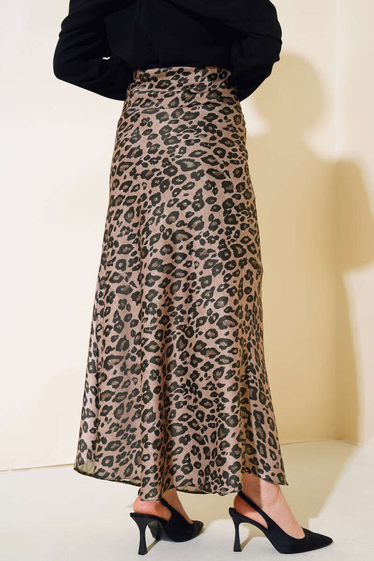 تنورة ساتان بنقشة جلد النمر وخصر مطاطي من المنك