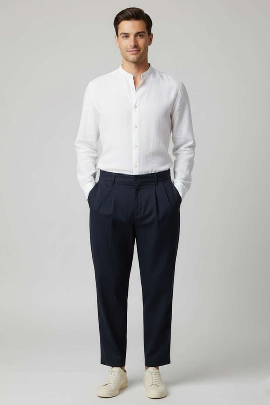 Pantalon homme bleu marine à taille élastique et plis sur le devant