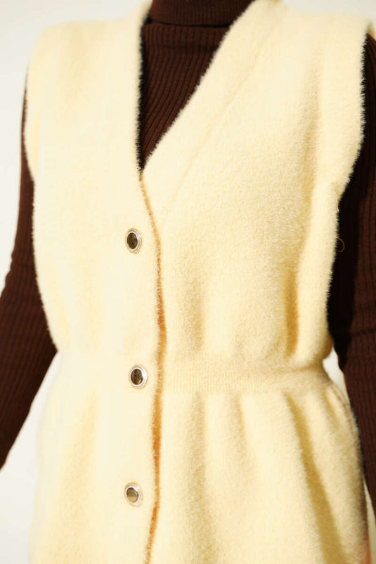 سترة محبوكة بلحية مع حزام خصر مطاطي باللون الأصفر