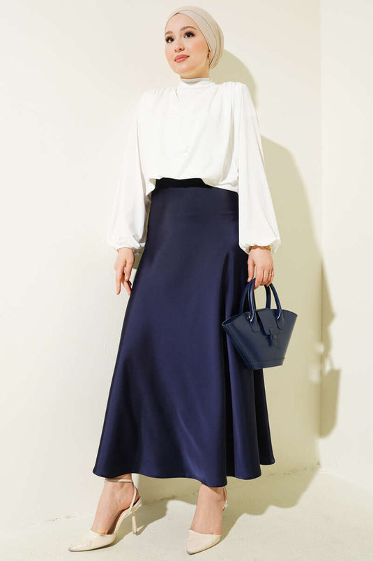 Jupe évasée en satin bleu marine à taille élastique