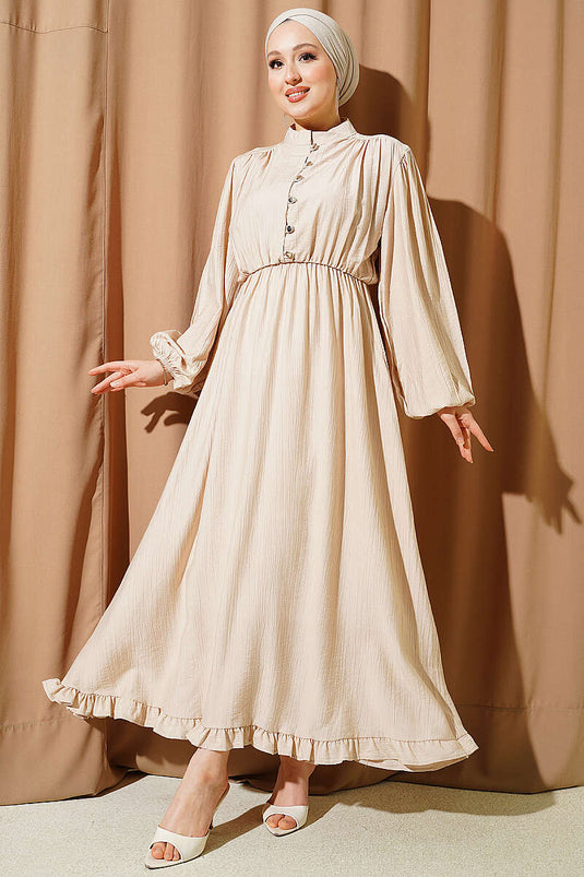 Beige Kleid mit halbem Gürtel und Knöpfen