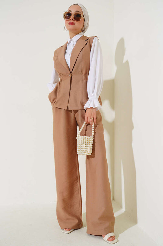 Bel Elastic Vest Two-Piece Set Latte