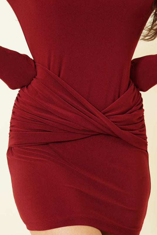 Robe courte Sandy avec détails en patchwork bordeaux