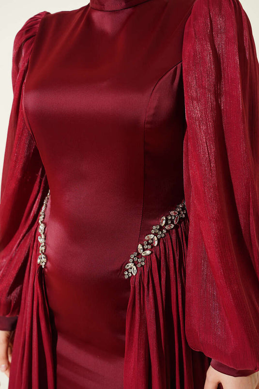 فستان سهرة بقلنسوة مزين بحجر بوردو