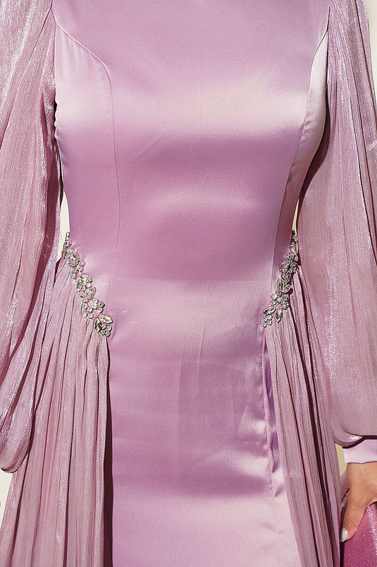 فستان سهرة وردي مزين بالأحجار مع Cape