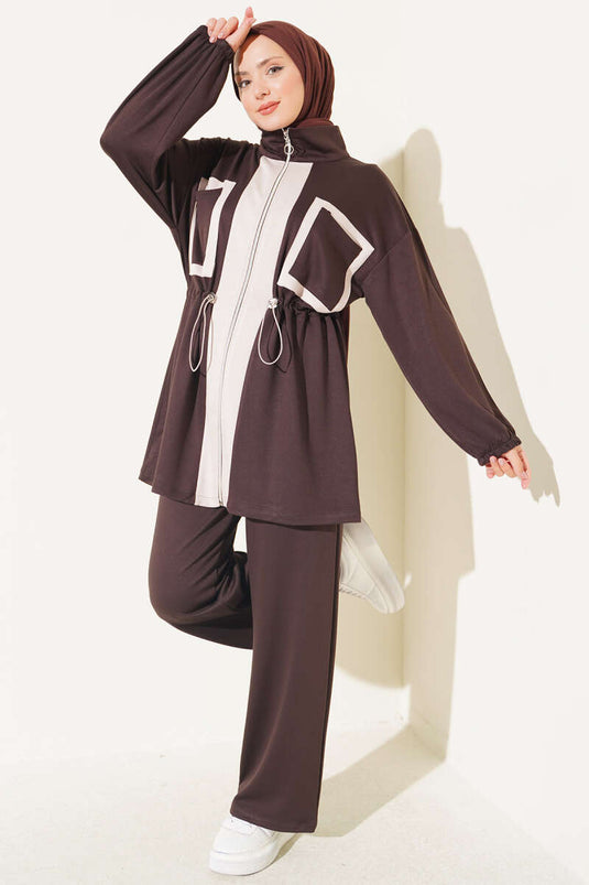 Ensemble Deux Pièces Avec Ceinture Et Poches En Tricot Marron