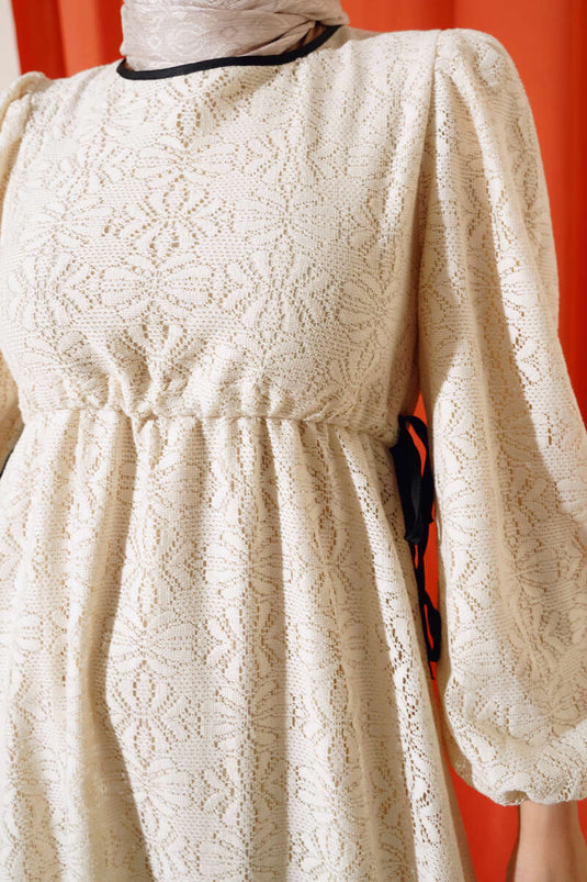 Robe en dentelle tunnel à la taille Crème