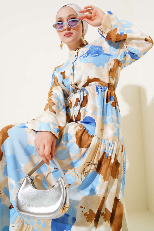 فستان منقوش بأزرار عند الخصر بلون بني