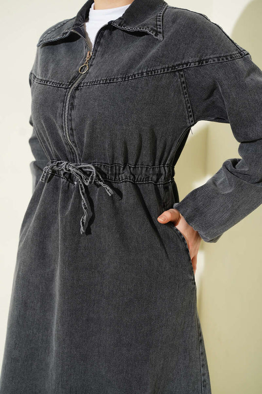 فستان جينز برقبة قميص بحزام بيل رمادي داكن