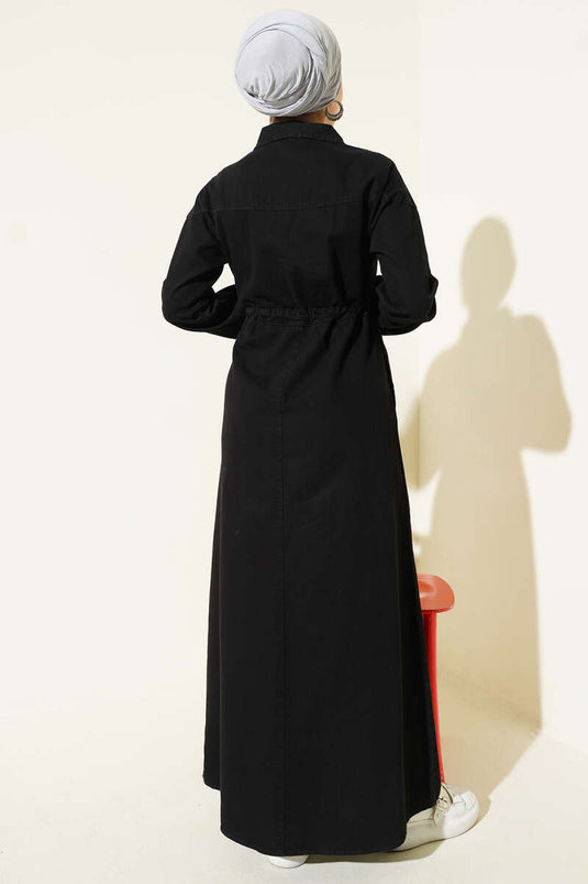 فستان جينز أسود بياقة قميص بحزام على الخصر