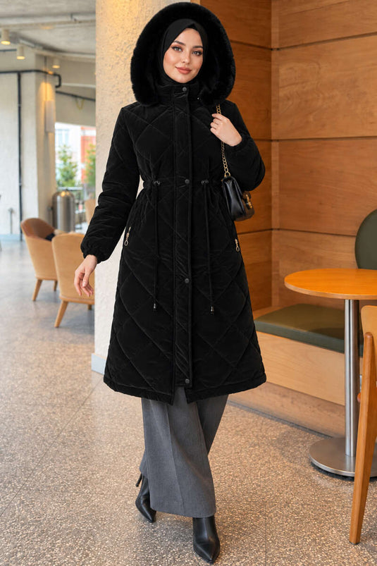 Cappotto Trapuntato Nero Con Pelliccia E Cappuccio