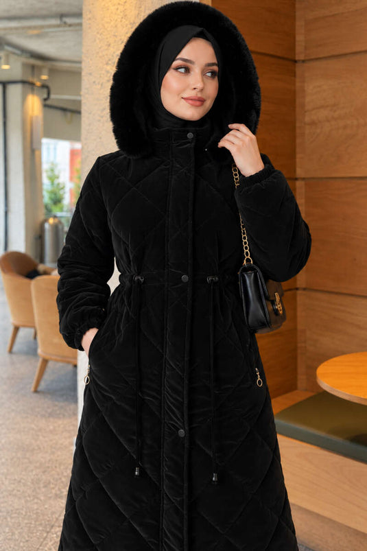 Cappotto Trapuntato Nero Con Pelliccia E Cappuccio
