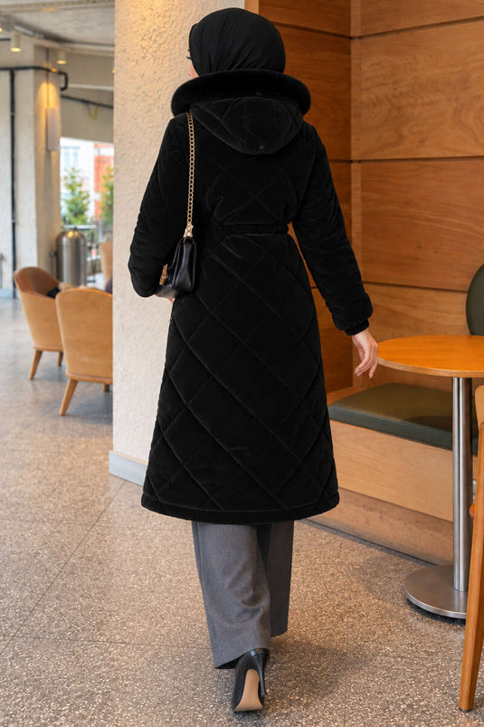 Cappotto Trapuntato Nero Con Pelliccia E Cappuccio
