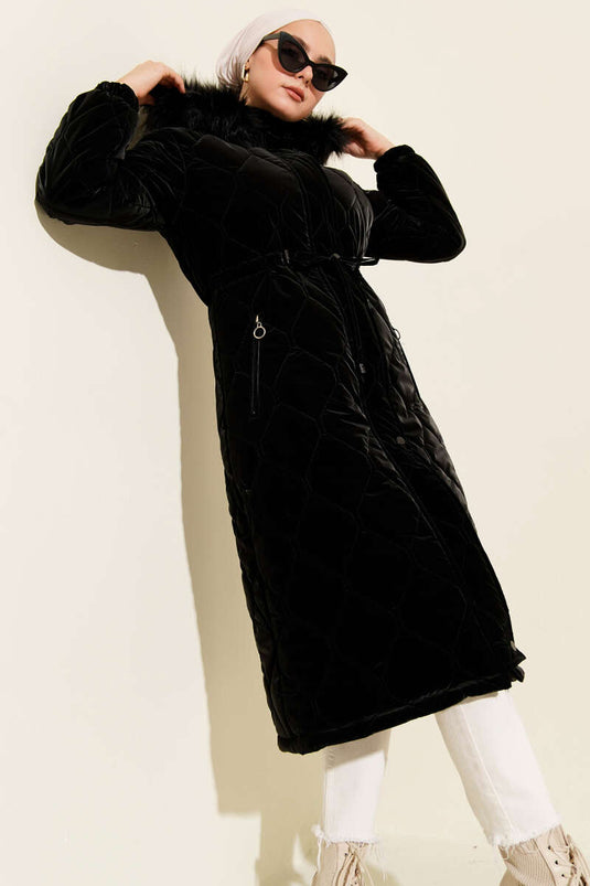 Bel Tünelli Kapüşonlu Kapitone Şişme Mont Siyah