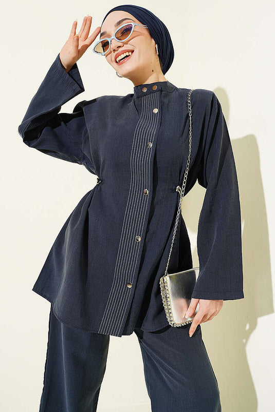 Ensemble double en modal bleu marine avec ceinture et boutons-pression élastiqués