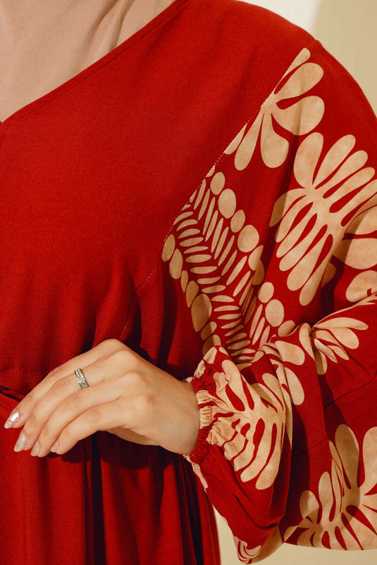 Løs kjole med taljetunnelflise