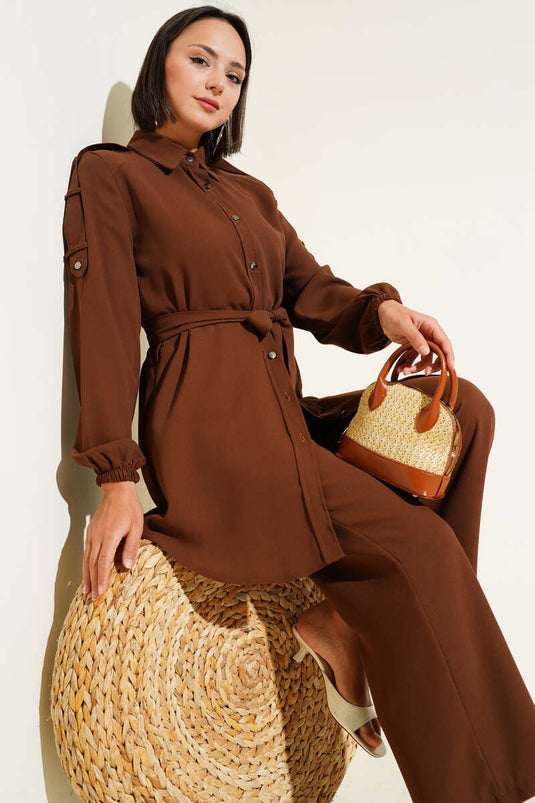 Belden Bağlamalı Omuz Düğmeli İkili Takım Kahve