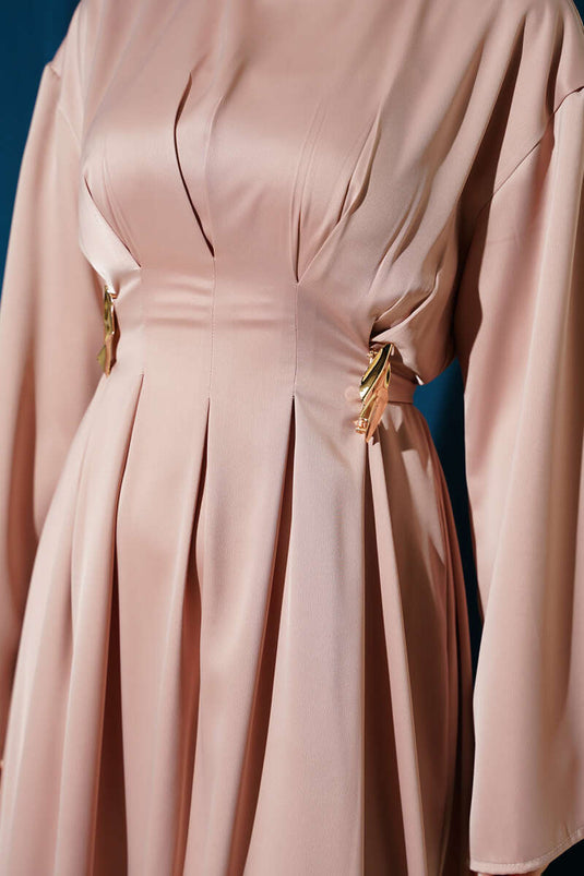 Koop feestjurk met accessoires en strik in beige