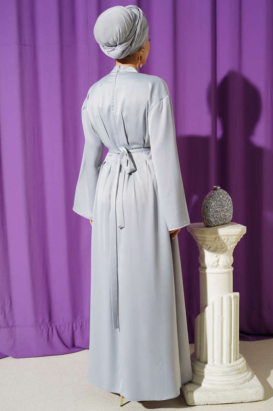 Beli Aksesuarlı Bağlamalı Abiye Elbise Gri