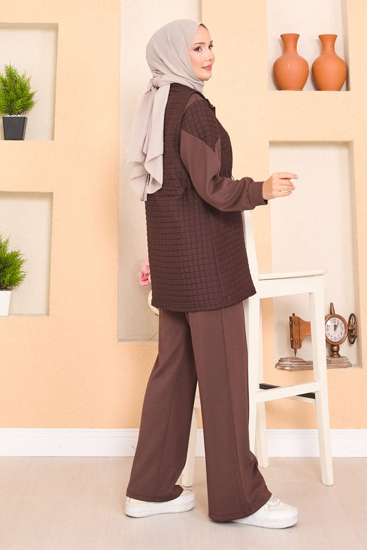 Beli Ayarlanabilir Kapitone Yelekli Üçlü Tesettür Takım Kahve