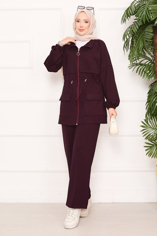 بدلة حجاب مكونة من قطعتين بجيوب قابلة للتعديل على الخصر، لون عنابي