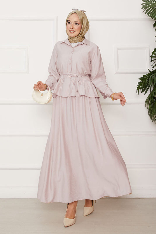 بدلة فراولة من قطعتين مع رباط خصر وتنورة، بيج