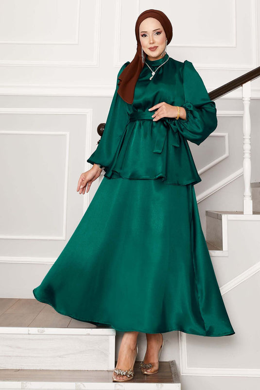 Tailleur jupe en satin avec ceinture plissée à la taille, couleur émeraude
