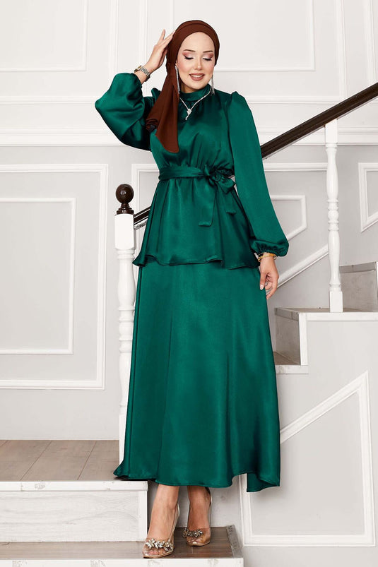 Tailleur jupe en satin avec ceinture plissée à la taille, couleur émeraude