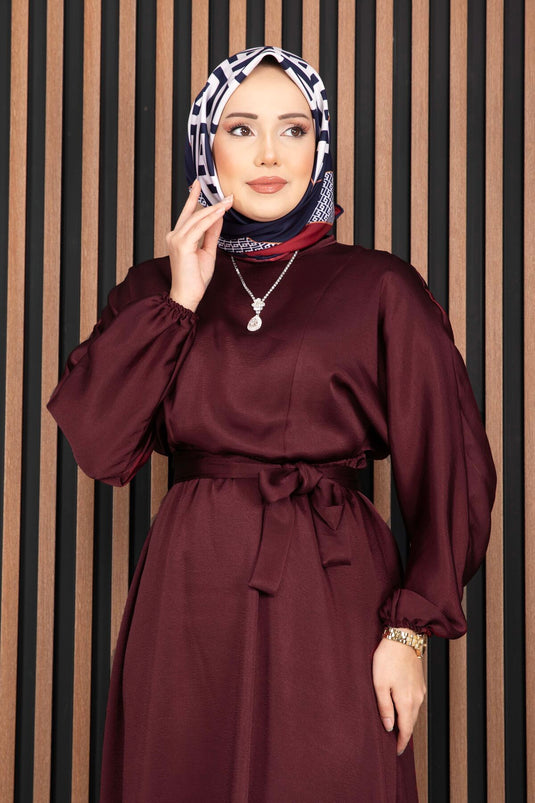 Beli Büzgülü Kuşaklı Tesettür Elbise Bordo