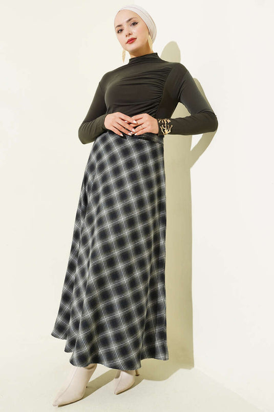 Jupe évasée à carreaux kaki avec fermeture éclair blanche