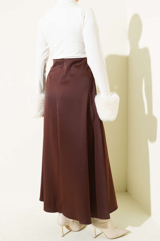 تنورة ساتان بسحاب أمامي بني