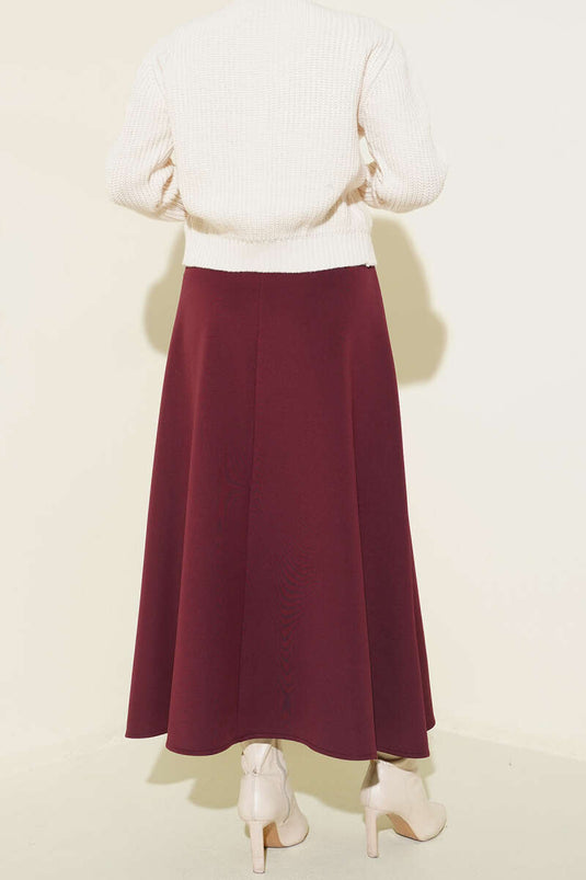 Jupe évasée en scuba avec détails en cuir bordeaux