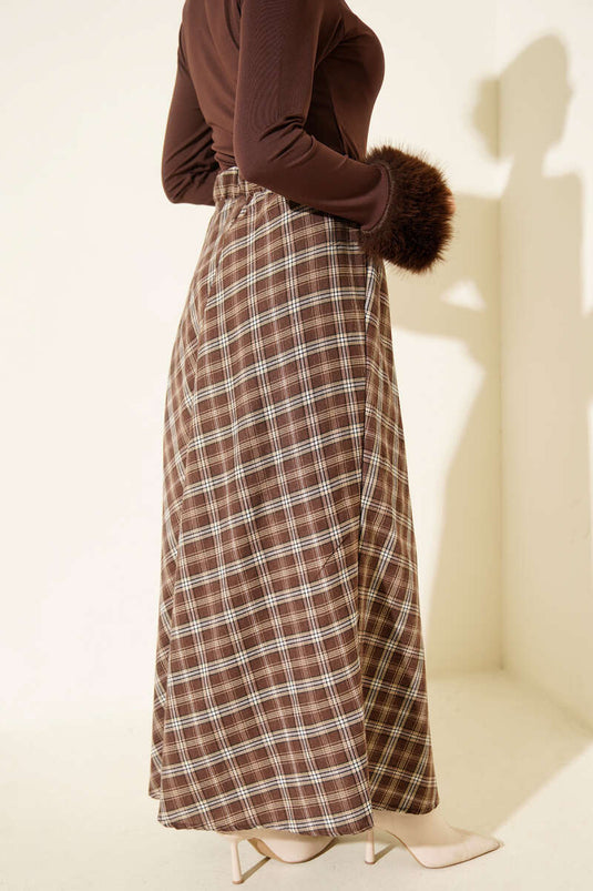 Jupe basique élastiquée à carreaux marron