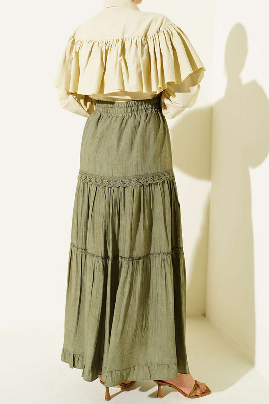 تنورة برباط مطاطي مزينة بعقدة بلون أخضر الزيتون