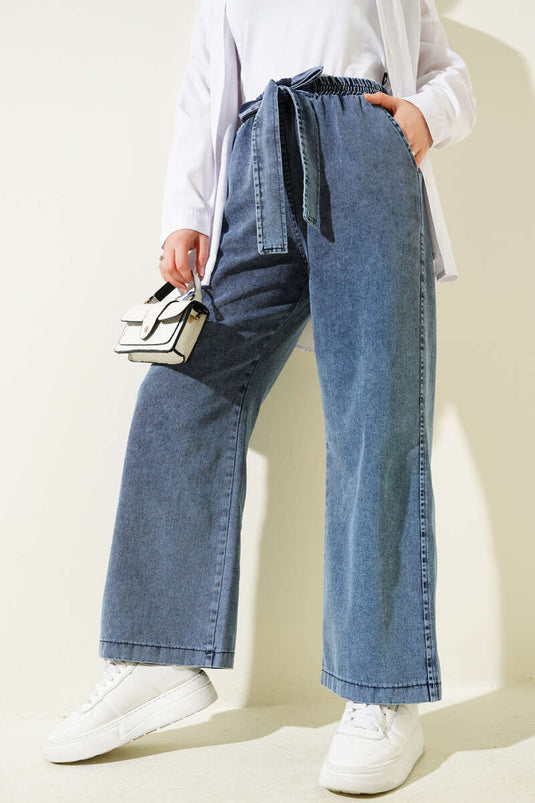 Vaqueros azul claro con cintura elástica