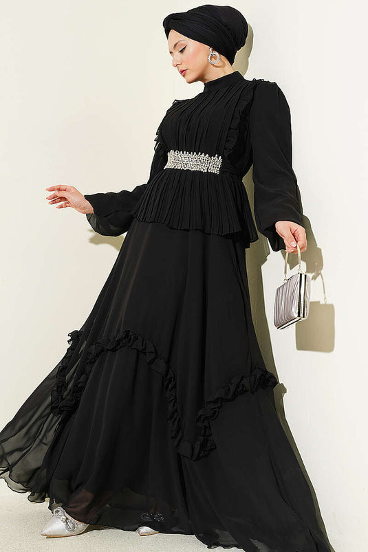 Robe de soirée en chiffon noire avec volants et pierres