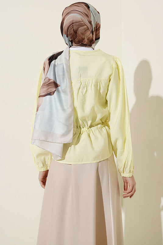 Camicia corta ampia con collo a tunnel giallo