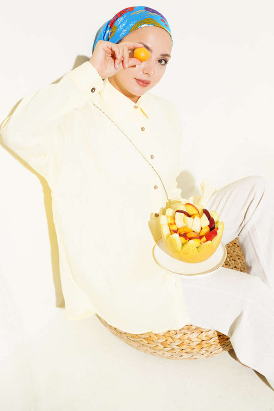 Chemise basique avec boutons aux chevilles en jaune