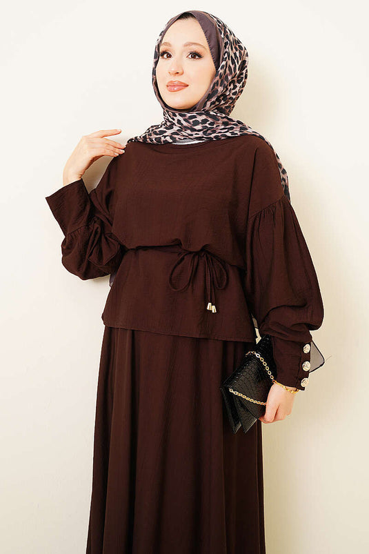 Bilek Düğmeli Bluzlu Etekli Takım Kahve