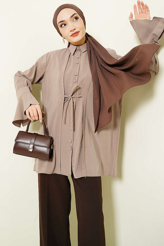 Chemise ample en modal avec volants aux poignets, couleur vison