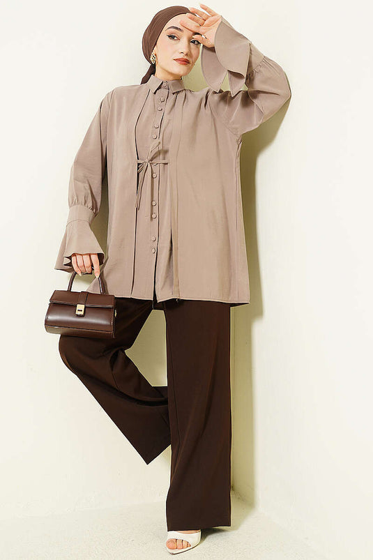 Chemise ample en modal avec volants aux poignets, couleur vison